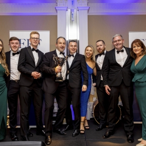 Engage-People-Winner-Agency-of-the-Year-Small-presented-by-ERF-Skillnet-Manager-Janice-ORourke