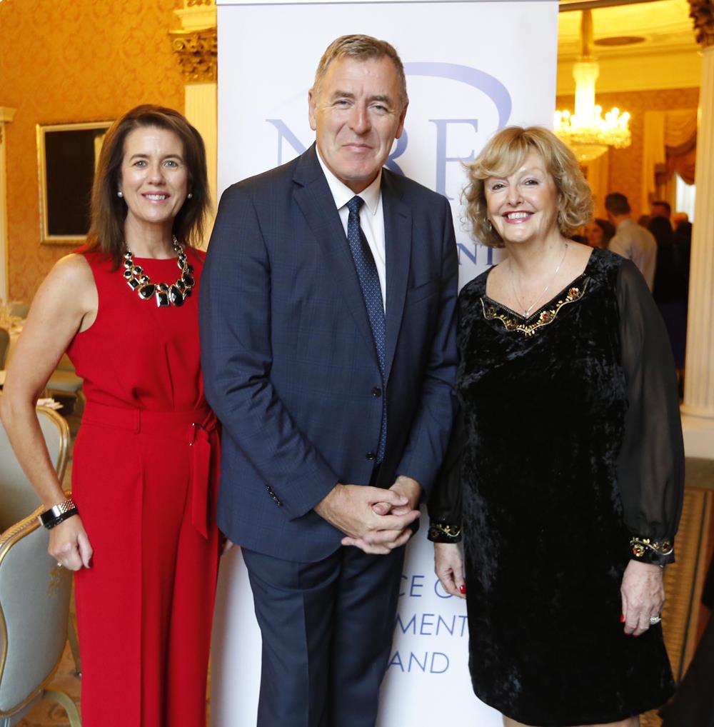 NO REPRO FEE 26/09/2018 National Recruitment Federation Fellowship event. Pictured are (LtoR) Geraldine King, Packie Bonner and Barbara McGrath at the National Recruitment Federation Fellowship event in The Shelbourne Hotel. Photo: Sasko Lazarov/Photocall Ireland