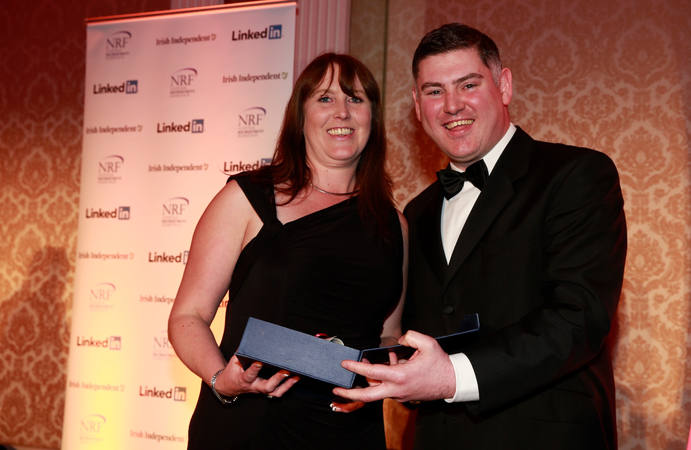 Louise Bedford from Noel Recruitment accepts NRF programme Top graduate award from NRF Vice President Frank Farrelly